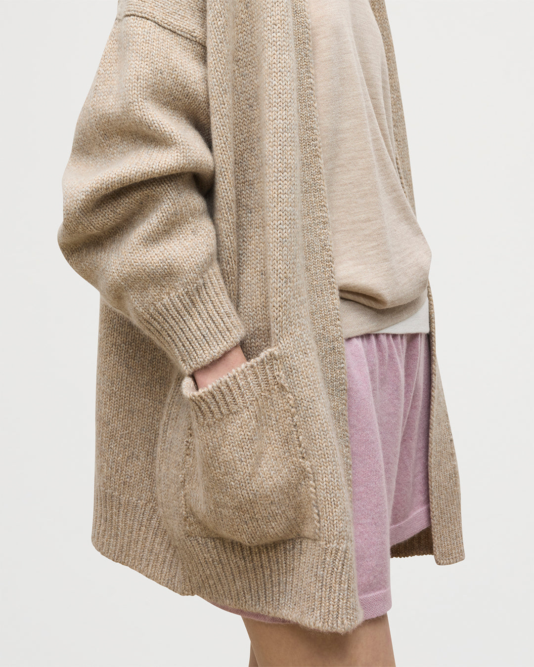 JOHNSTONS OF ELGIN WOMENS BAY SLOUCH CARDIGAN NATURAL 78% CASHMERE 22% COTTON WITH COVE CSAHMERE SHORTS, GREER MERINO VEST, AND BRAEMAR CASHMERE BEANIE IN RONAY BLUE KBB01069HB4453