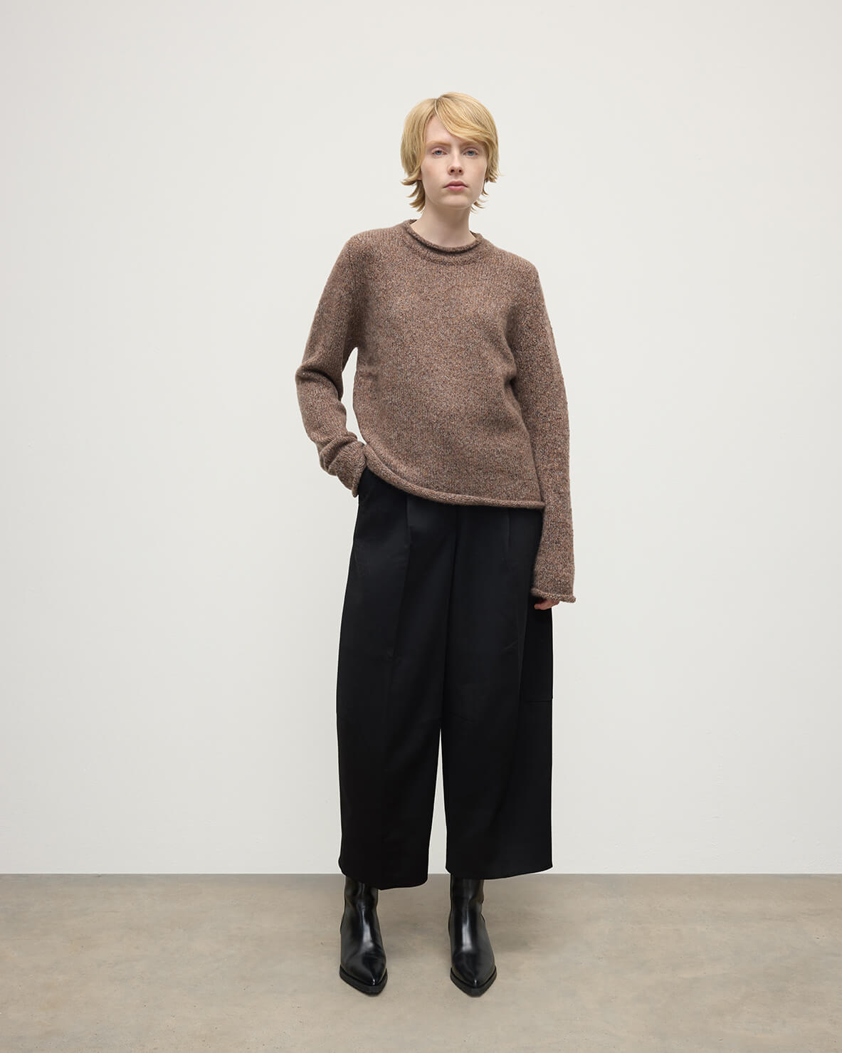 model wears Johnstons of Elgin AW25 Women's Knitwear Molasses Mix Brushed Cashmere-Silk Brown Jumper Front KBC01031HB4415