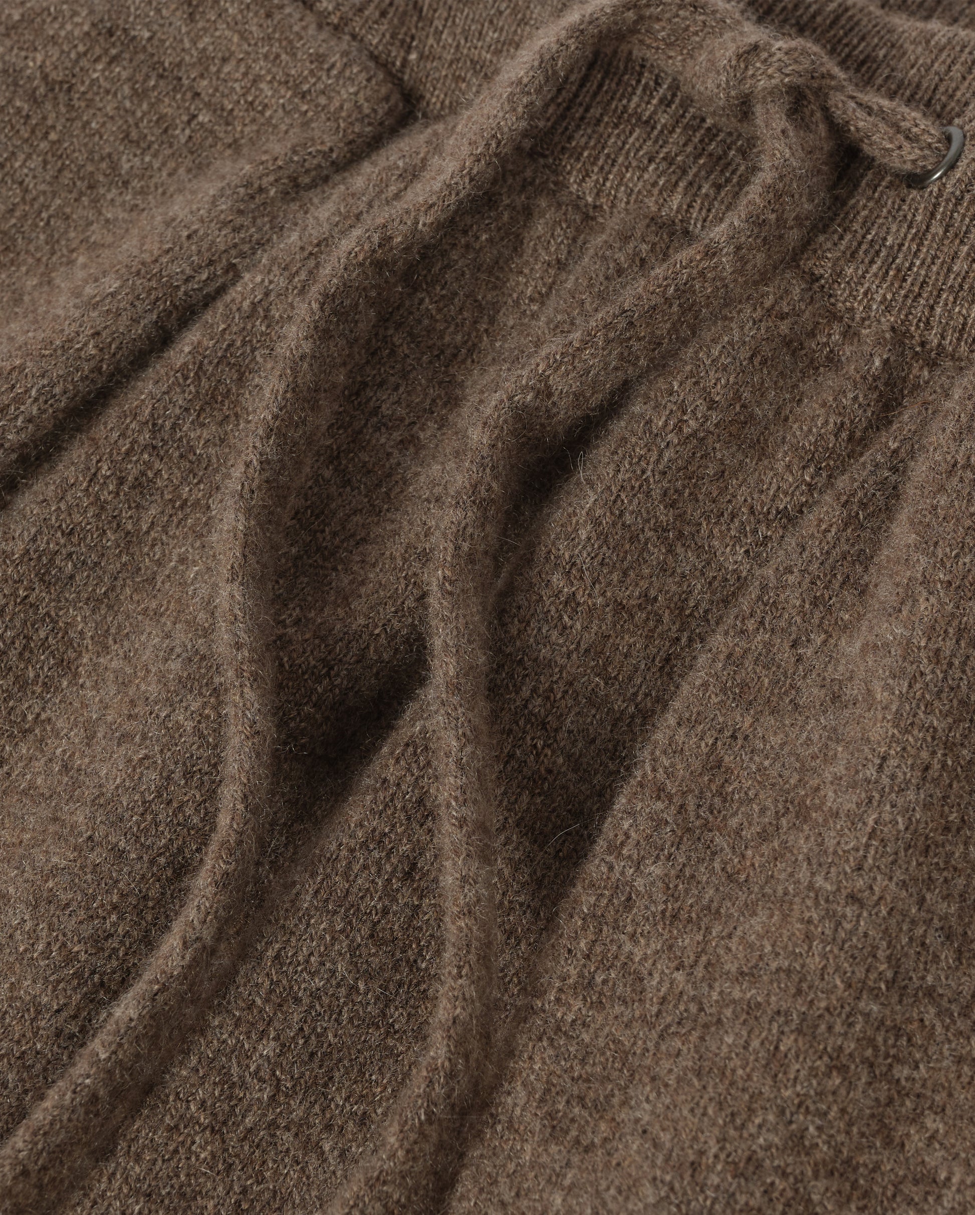 JOHNSTONS OF ELGIN LEWIS LOUNGE PANTS PERFORMANCE CASHMERE TAPERED JOGGERS - 2 PLY BROWN 97% CASHMERE, 3% POLYESTER KBP01124HB7128