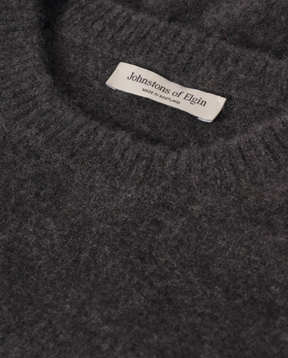 JOHNSTONS OF ELGIN BOYCE CREW SWEATER BRUSHED CASHMERE SILK ROUND NECK SWEATER DARK GREY 74% CASHMERE, 26% SILK KBP01127HA7232