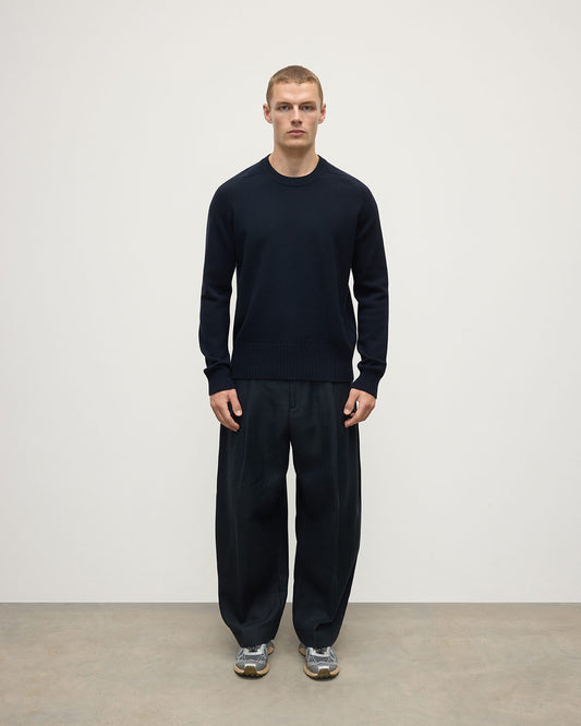 Johnstons of Elgin AW25 Men's Knitwear Dark Navy Superfine Merino Relaxed Navy Jumper KDA00770SD7674