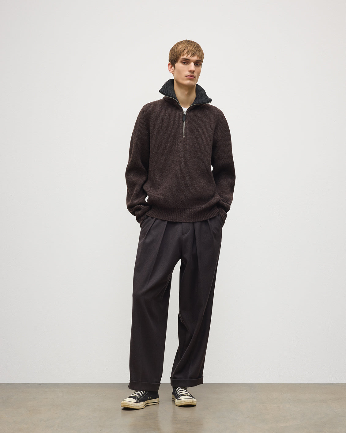 JOHNSTONS OF ELGIN CHALMERS HALF ZIP SWEATER LAMBSWOOL RIBBED HALF ZIP SWEATER BROWN & DARK GREY 100% LAMBSWOOL KDA00819Q26332