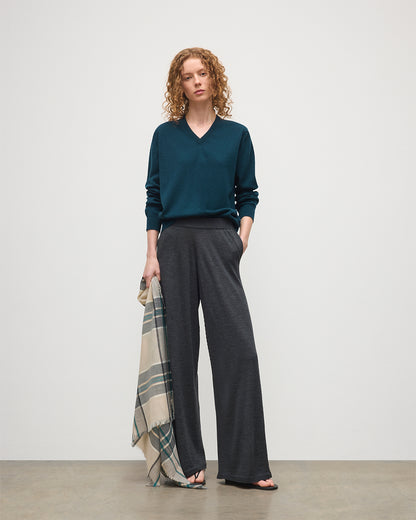 JOHNSTONS OF ELGIN WOMENS INA PANTS GREY 100% MERINO WOOL WITH LUNAN BOTTLE GREEN CASHMERE SWEATER, WITH ORON CASHMERE SCARF KDI00786HA4126