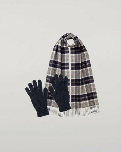 Johnstons of Elgin Men's Silver Bannockbane Cashmere Accessories Gift Set 365GIFTSET6B
