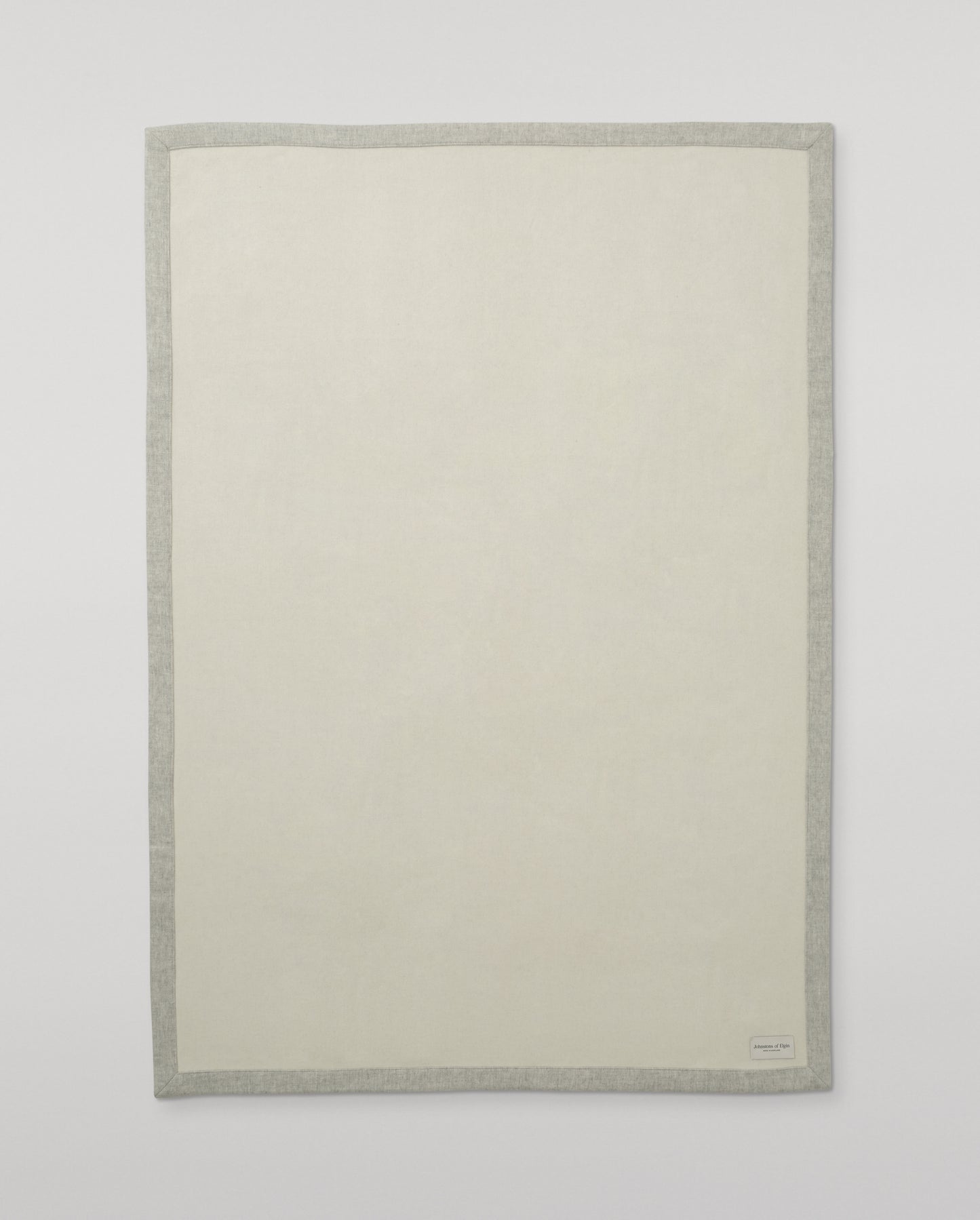 Johnstons of Elgin Made to order Cashmere Blanket available in 4 sizes in Silver & White  RU6322ONE