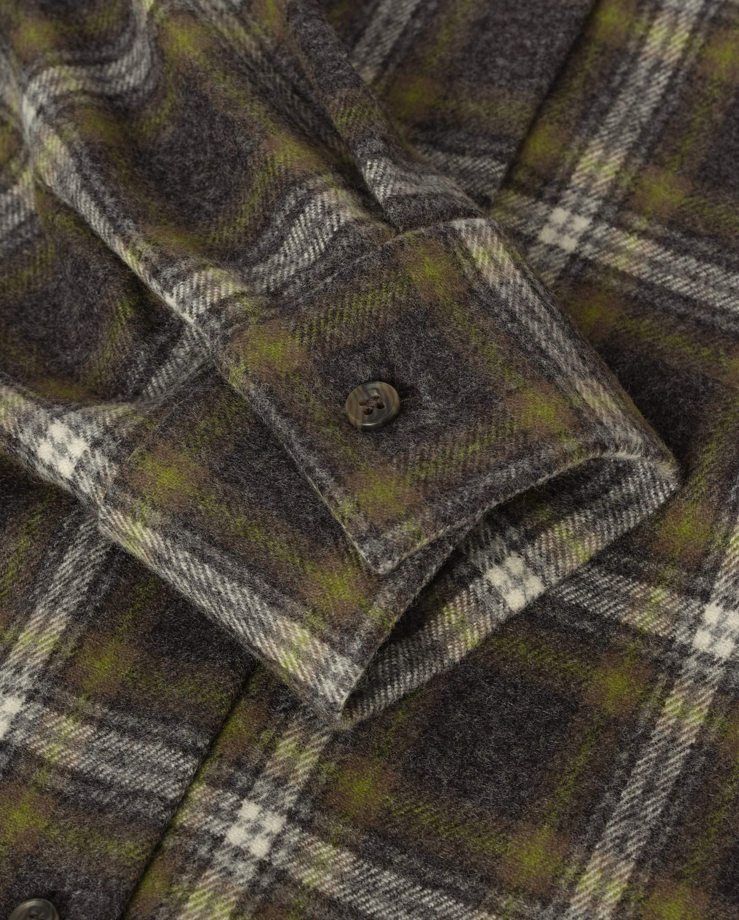 JOHNSTONS OF ELGIN WOMENS CLANLASS WOOL CASHMERE OVERSHIRT 90% WOOL, 10% CASHMERE TB000842RU7843