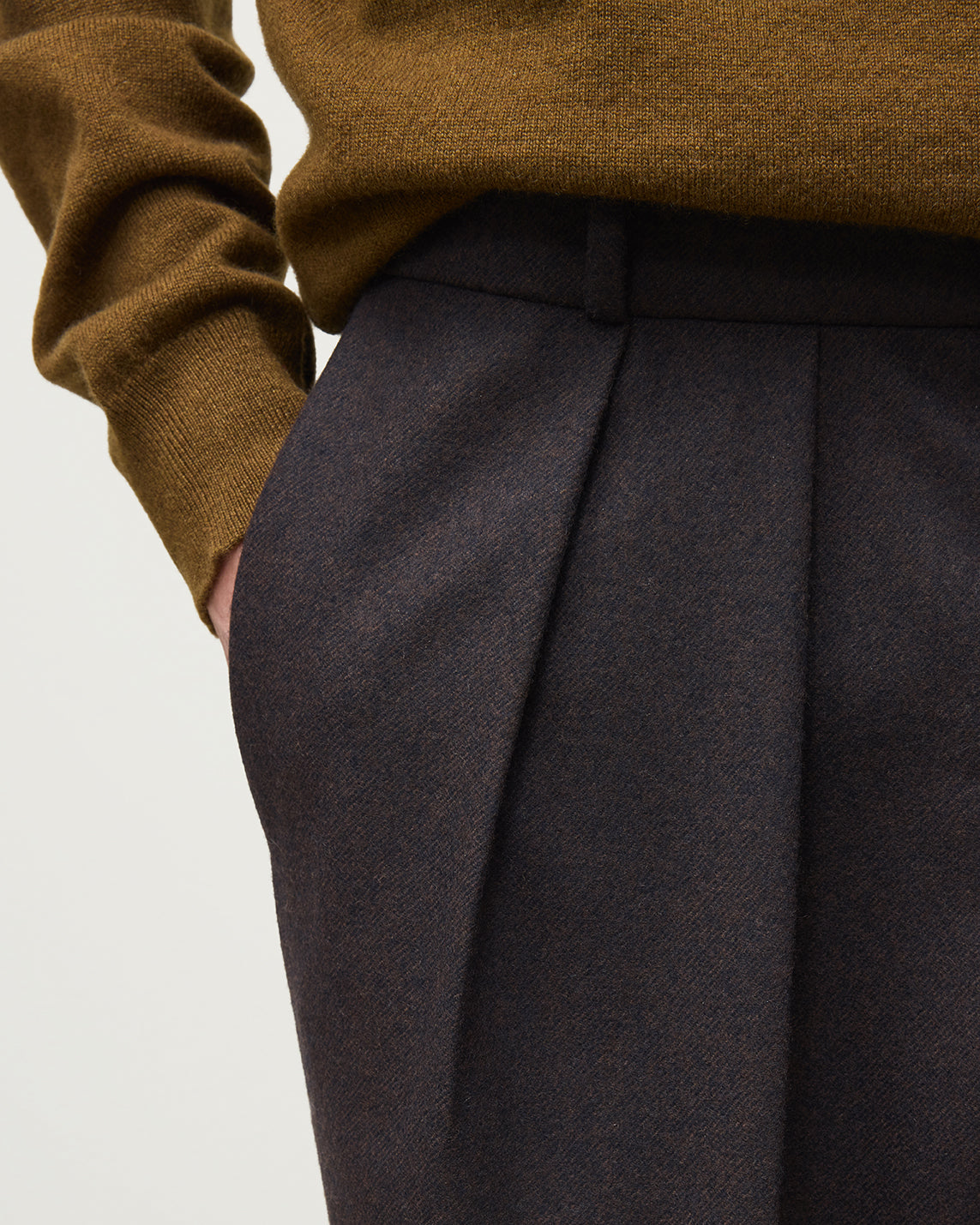 JOHNSTONS OF ELGIN MENS TRAQUAIR CASHMERE TROUSERS 90% WOOL, 10% CASHMERE TB000862RU7867
