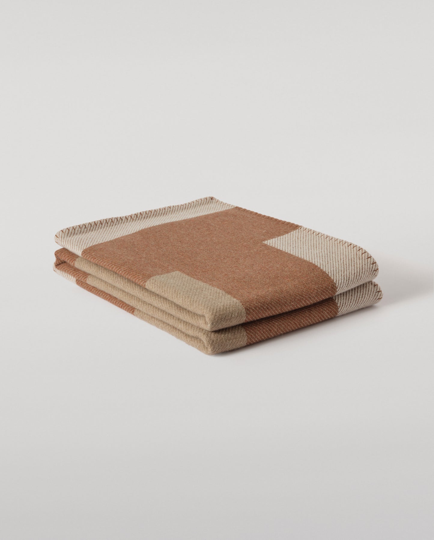 Johnstons of Elgin Geometric Throw in 66% Wool 34% Cashmere, in Contemporary Neutral, Brown and Beige, TB000847RU7764ONE