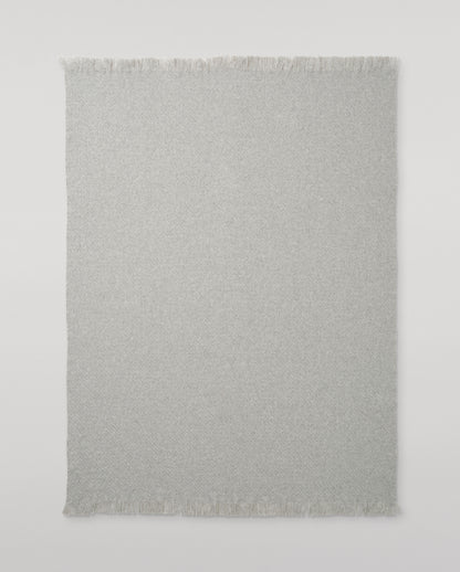 Johnstons of Elgin Yarrow Cashmere Blanket in Light Grey WA002652RU7807ONE