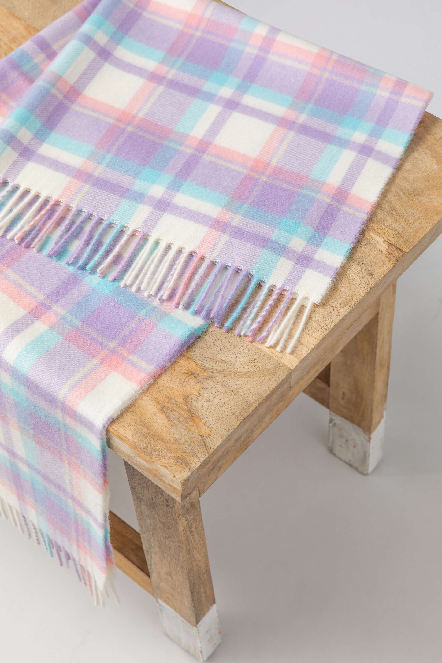Johnstons of Elgin 2024 Baby Blanket Collection Lilac Pink Check Cashmere Baby Blanket WA001954RU7475ONE