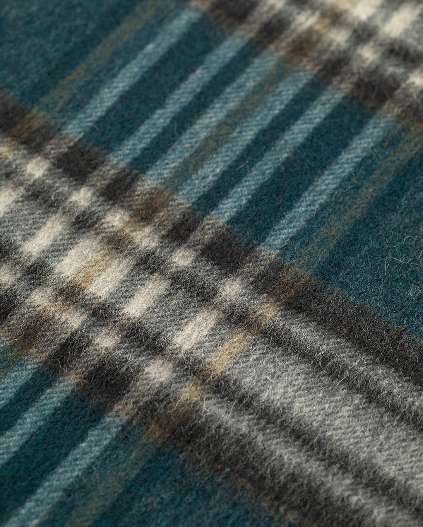 JOHNSTONS OF ELGIN CASHMERE VINTAGE CHECK SCARF BOTTLE GREEN 100% CASHMERE WA002634RU7781ONE
