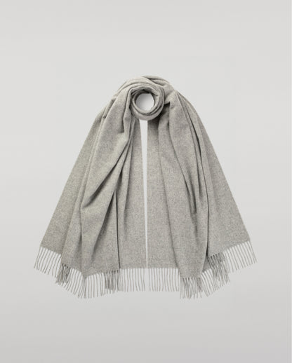 Johnstons of Elgin 100% Cashmere Stole in Light Grey on a white background WA000056HA0200N/A
