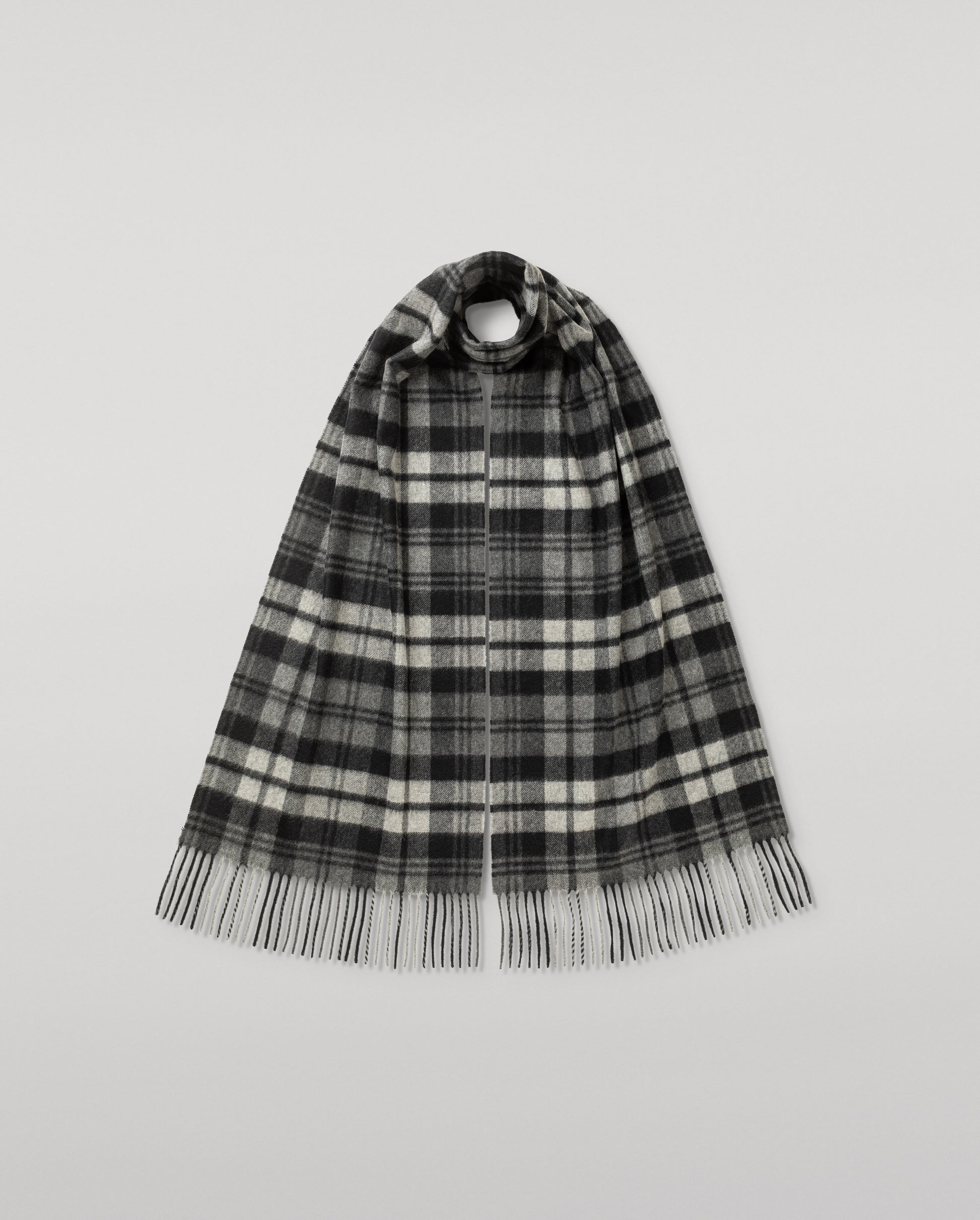 JOHNSTONS OF ELGIN WIDE CSAHMERE SCARF IN GREY WATCH DRESS STEWART WA000057KU0176ONE