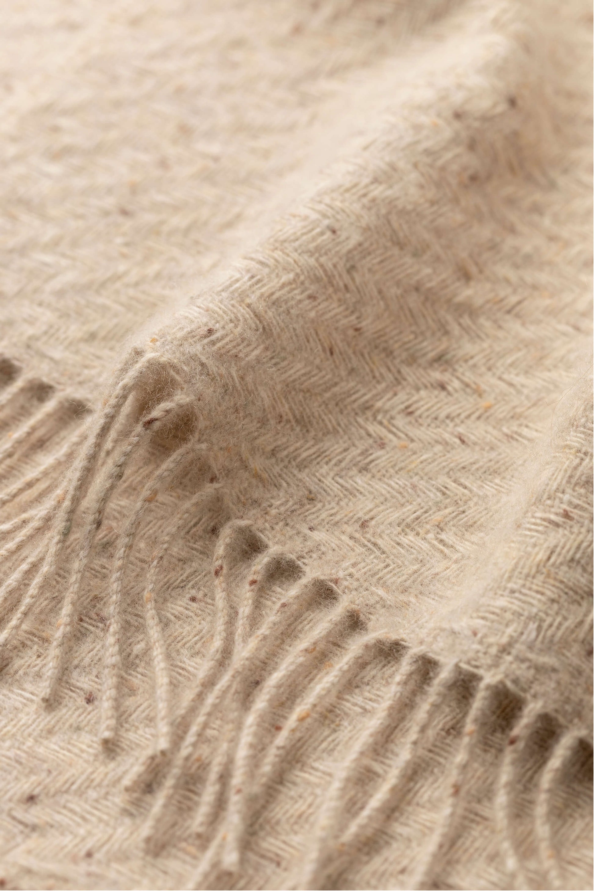 Johnstons of Elgin Woven Accessories Cream Dun Lofty Twill Cashmere Scarf WAC02307RU7658ONE