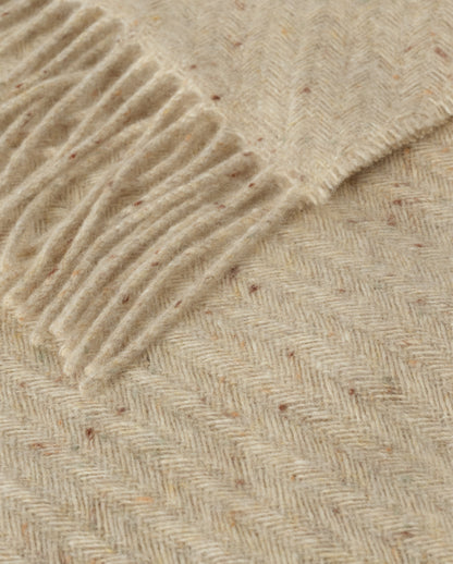 Johnstons of Elgin Lofty Twill Cashmere Blanket in Natural WAC02308RU7655ONE