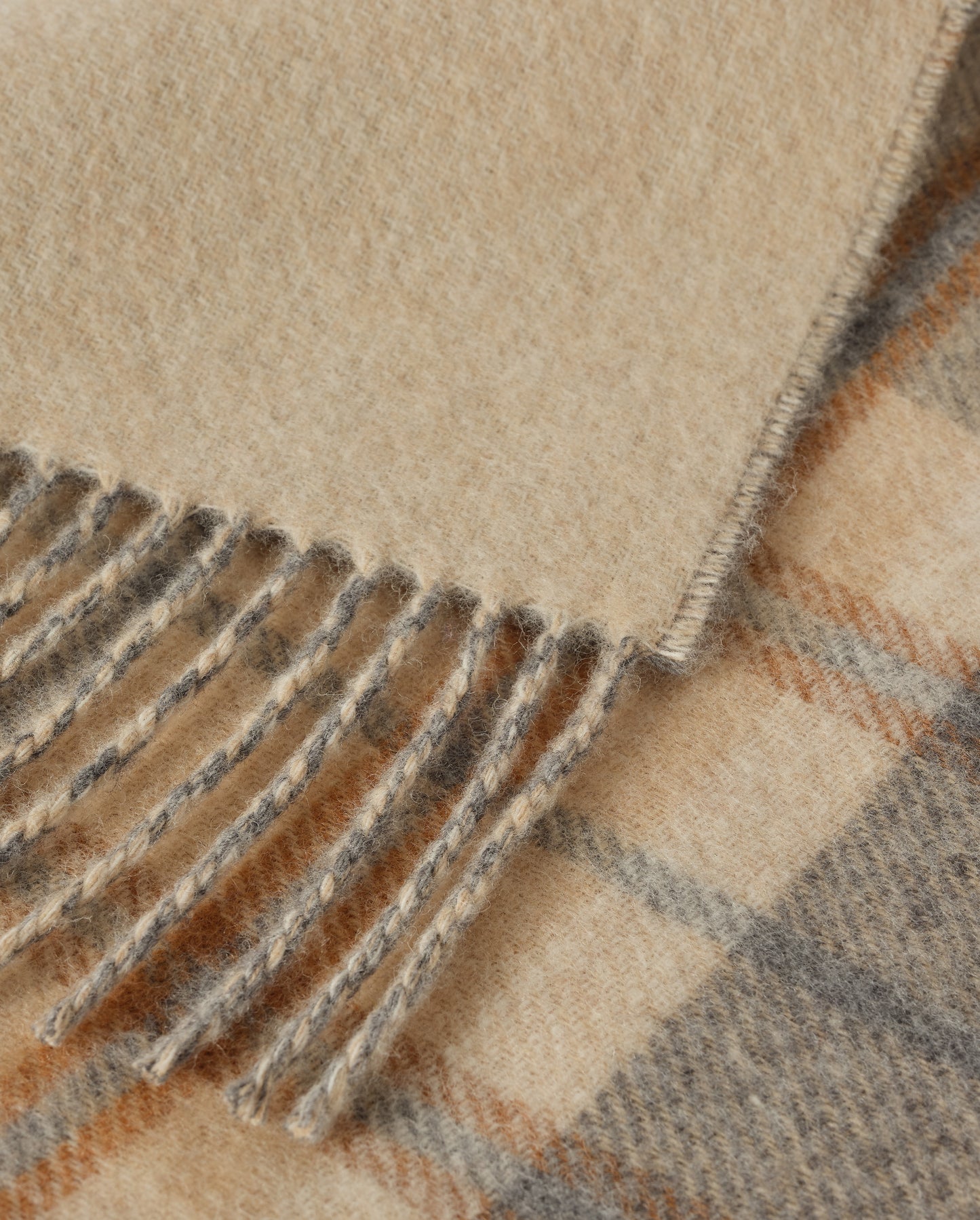 Johnstons of Elgin Interiors Collection Grey & Brown Overcheck Reversible Lambswool Throw WD000021RU6954ONE