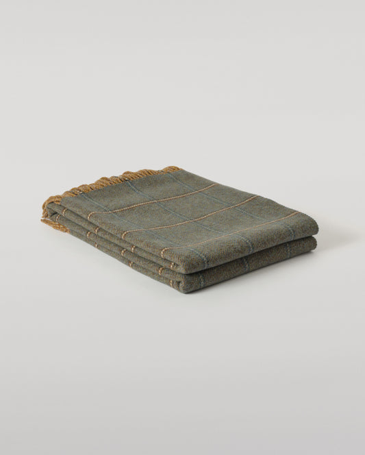 Johnstons of Elgin 100% Wool Throw in Green Windowpane Check WDC01930RU7778ONE