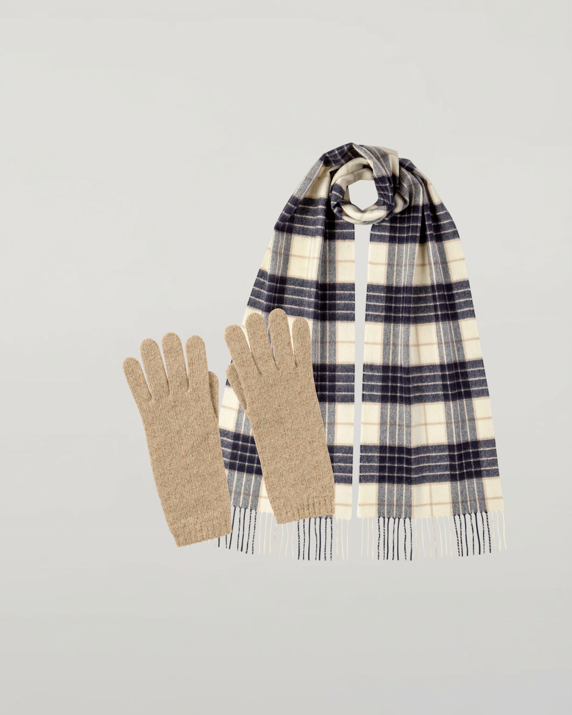 Johnstons of Elgin Women's Knockmore Cashmere Accessories Gift Set 365GIFTSET7B