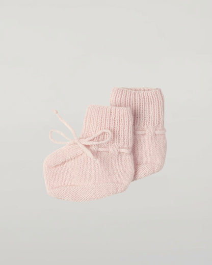 Johnstons of Elgin’s Baby's 1st Cashmere Accessories Gift Set in Blush AW21GIFTSET20B